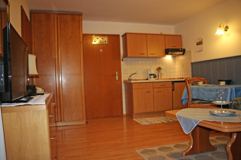 Appartementhaus Elisabeth Winklhofer Bad Fussing Room photo
